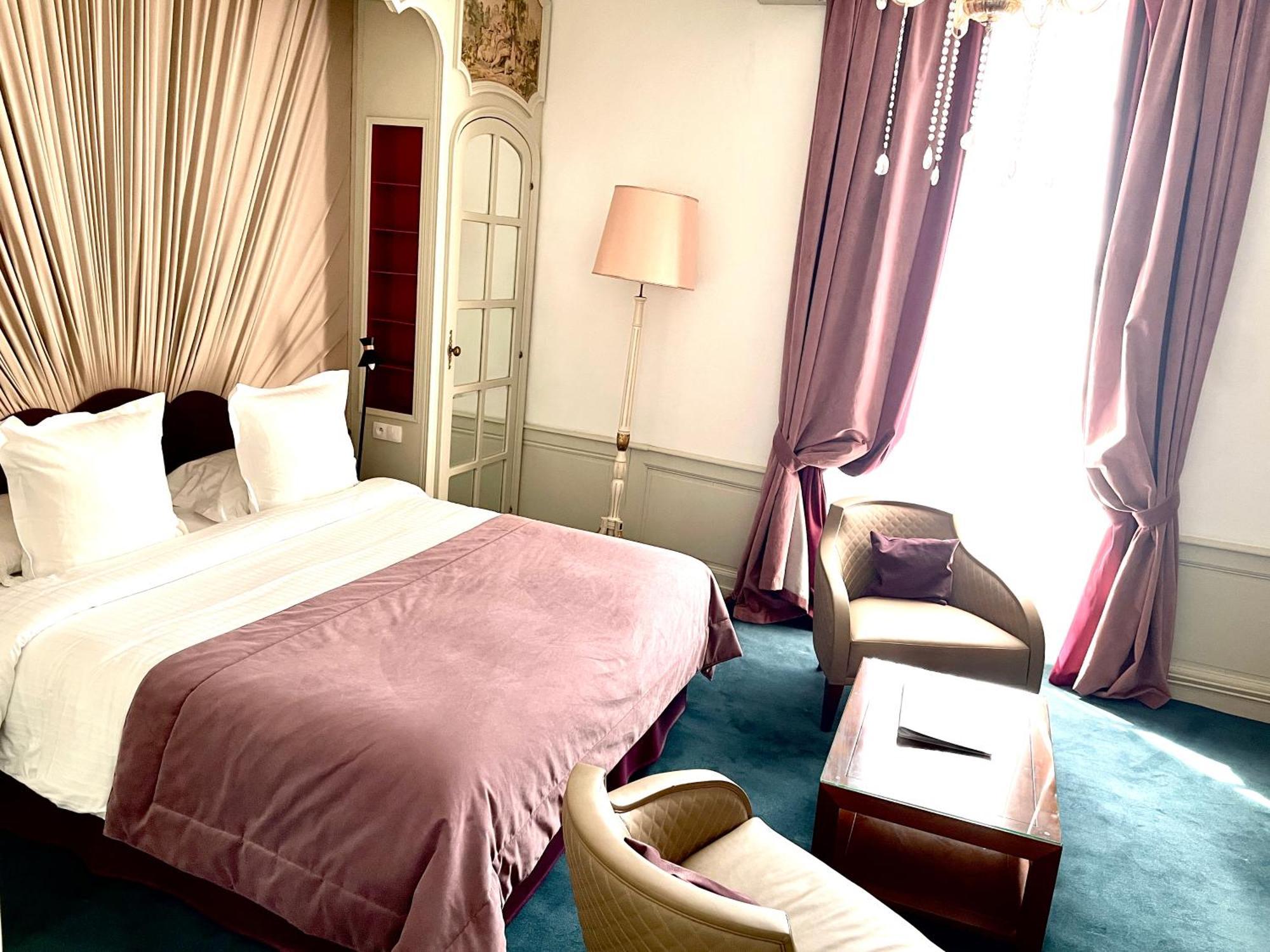 פונטורסון Hotel Victor Hugo מראה חיצוני תמונה