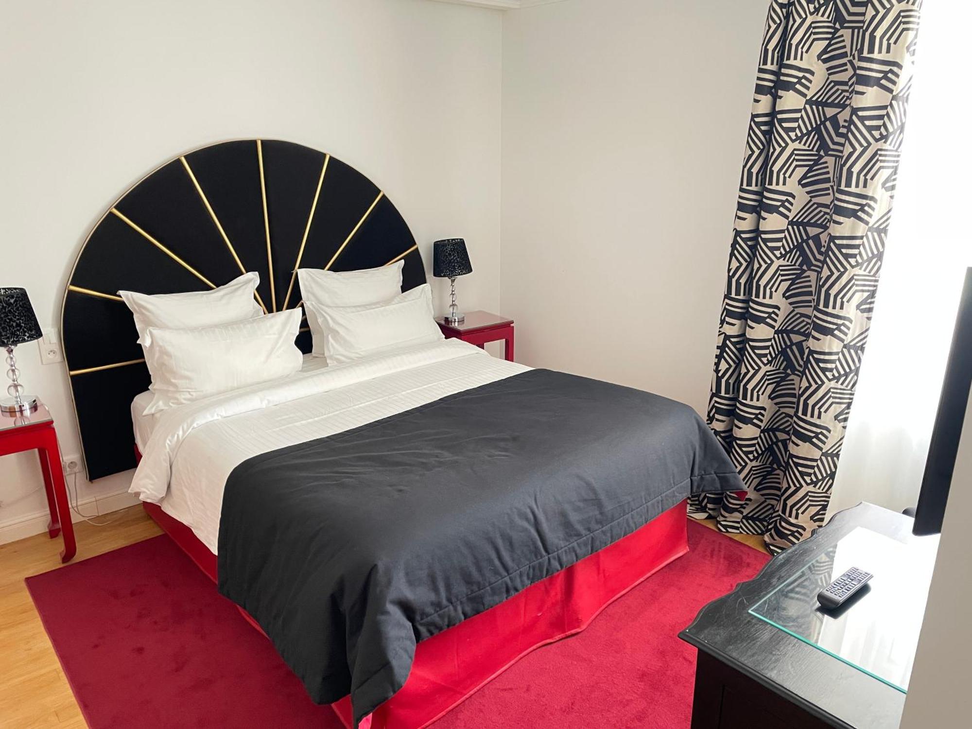 פונטורסון Hotel Victor Hugo מראה חיצוני תמונה