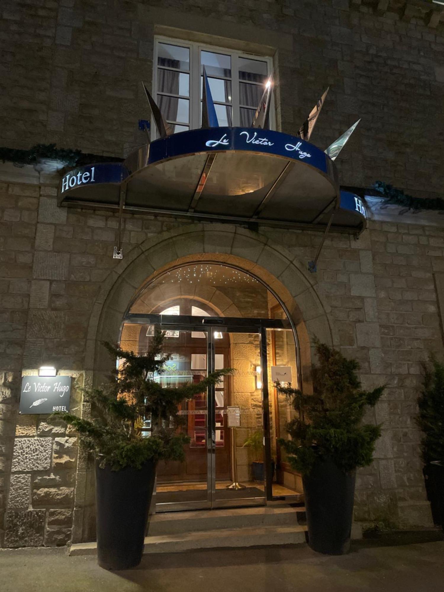 פונטורסון Hotel Victor Hugo מראה חיצוני תמונה
