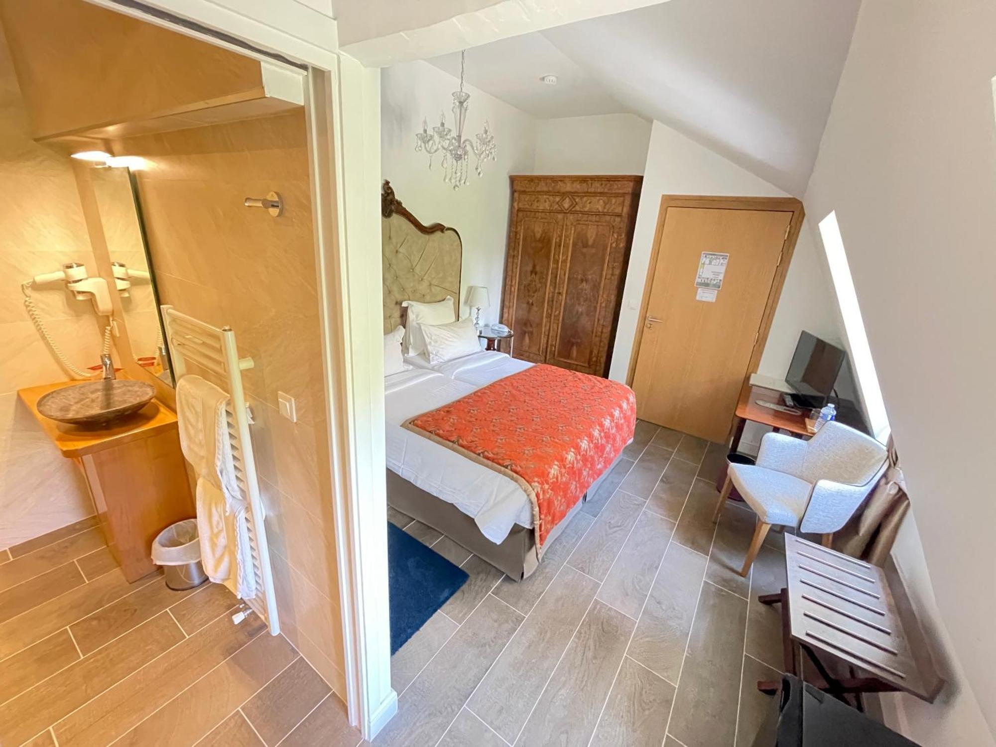 פונטורסון Hotel Victor Hugo מראה חיצוני תמונה