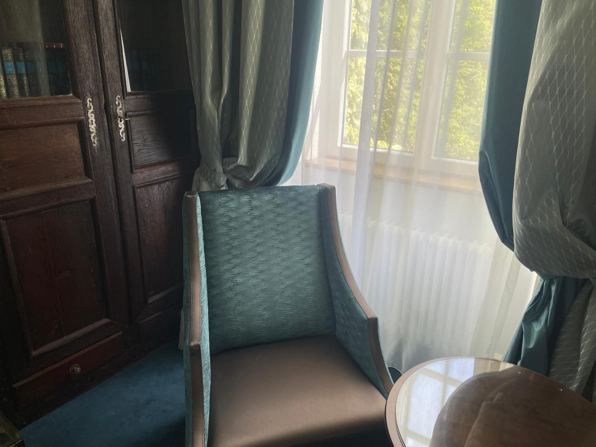 פונטורסון Hotel Victor Hugo מראה חיצוני תמונה